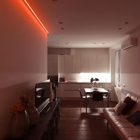 Easylife - Moderno E Chic Con Led Atmosferici Appartement Milaan