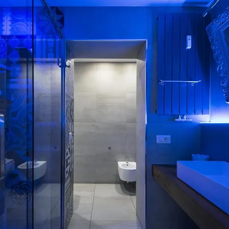 Easylife - Moderno E Chic Con Led Atmosferici Appartement *